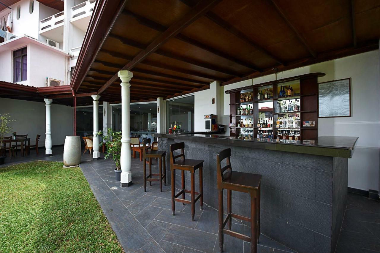 Berjaya Hotel Colombo Dehiwala-Mount Lavinia Kültér fotó